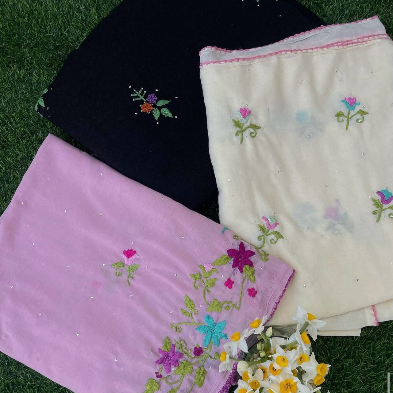 Black Embroidered swati handmade half chaddar